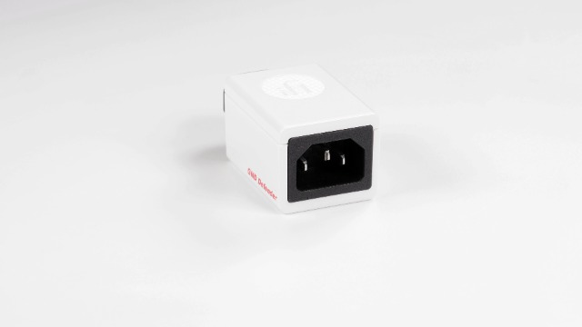 iFi Audio SilentPower GND Defender for Ground Loops : Amazon.ca